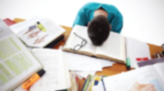 Çocuklarımızın geleceğini karartıyorlar Çocuklarımızın geleceğini karartıyorlar