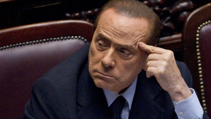 İtalya'da 85 yaşındaki Berlusconi'den yeniden adaylık kararı