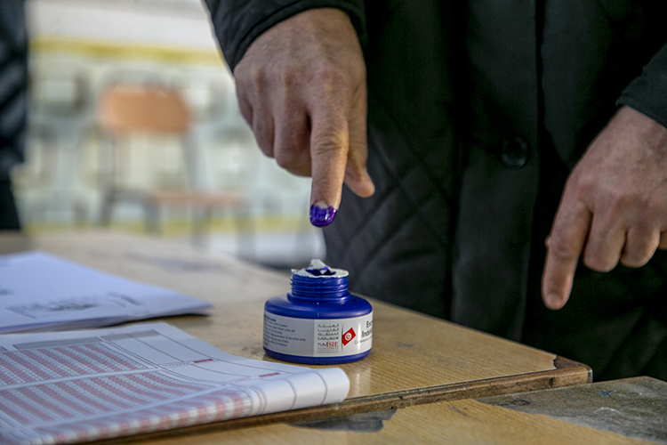 Tunus’ta erken seçimler için sandık başında - Partilerin çoğu seçimi boykot ediyor