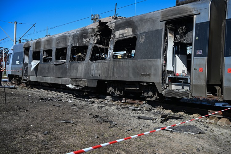 Rusya yine Kiev’e saldırdı: 14 kişi öldü, 38 kişi yaralandı