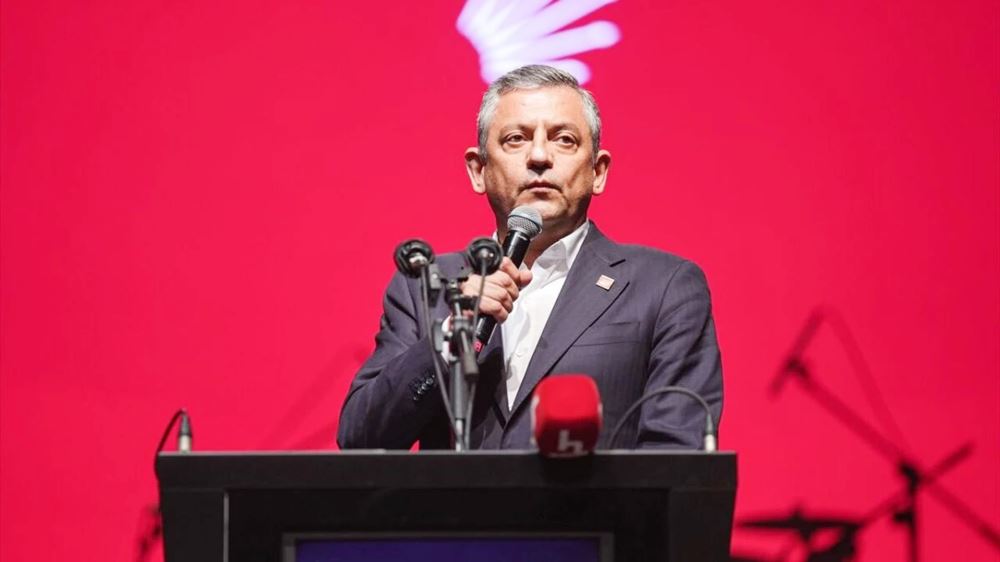 İktidarın tehditlerine boyun mu eğeceksiniz?